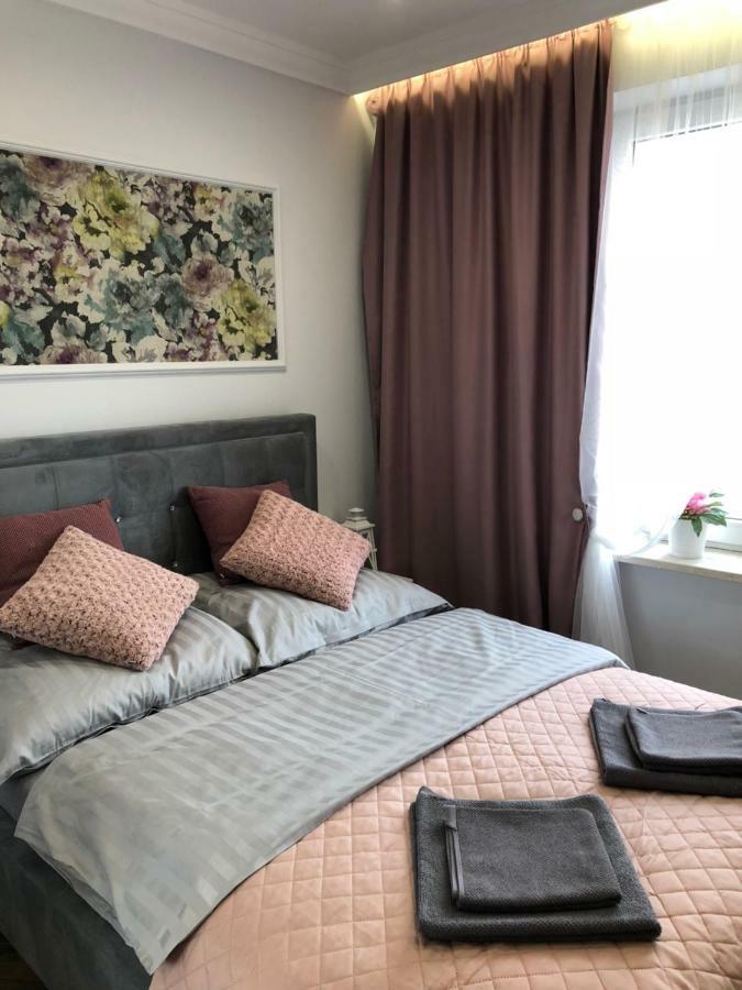 Family & Business Sauna Apartments Paderewskiego Sienkiewicza No2 Centrum Downtown - 2 Bedroom With Private Sauna, Bath With Hydromassage, Parking Kielce Ngoại thất bức ảnh