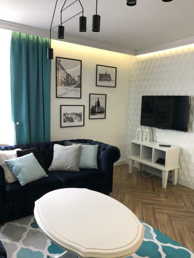 Family & Business Sauna Apartments Paderewskiego Sienkiewicza No2 Centrum Downtown - 2 Bedroom With Private Sauna, Bath With Hydromassage, Parking Kielce Ngoại thất bức ảnh
